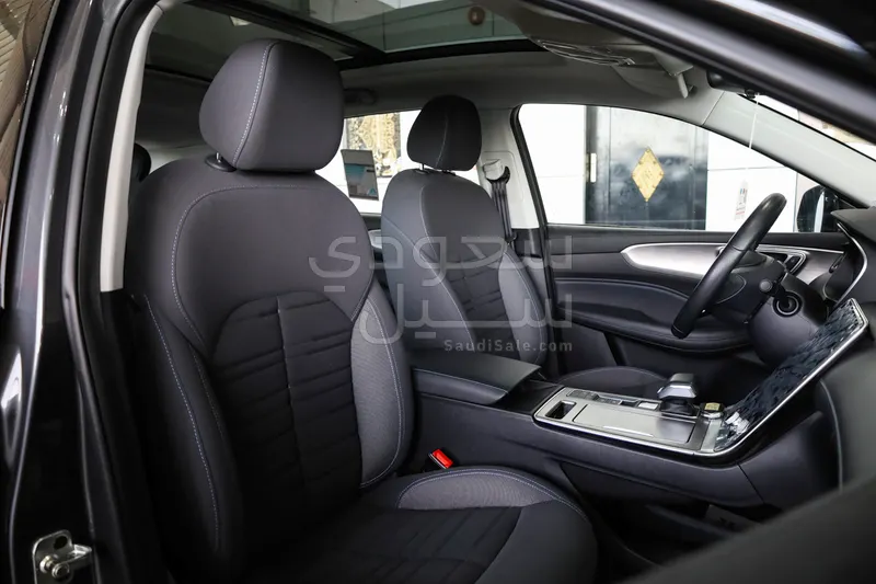 2024 ام جي ار اكس 5