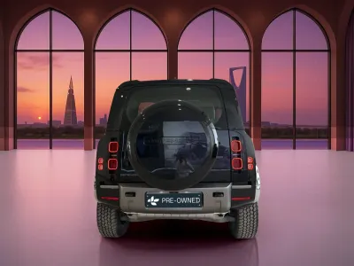 2025 لاند روفر ديفيندر 90