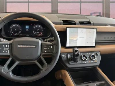 2025 لاند روفر ديفيندر 90