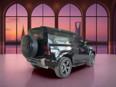2025 لاند روفر ديفيندر 90