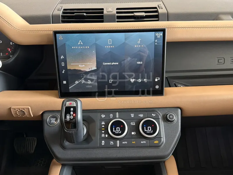 2024 لاند روفر ديفيندر اكس 110