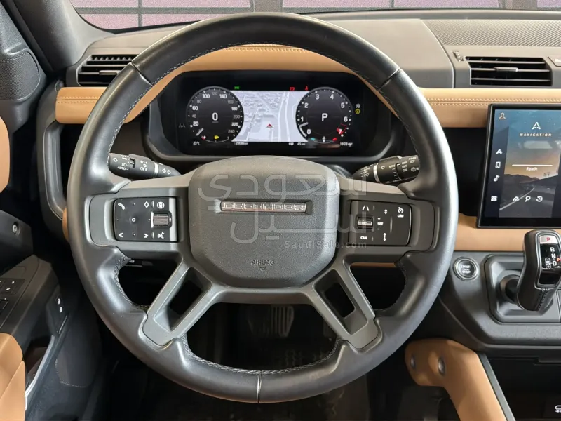 2024 لاند روفر ديفيندر اكس 110