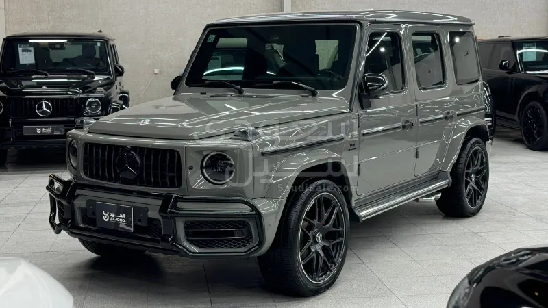 2022 مرسيدس - بنز جي 63 أي إم جي