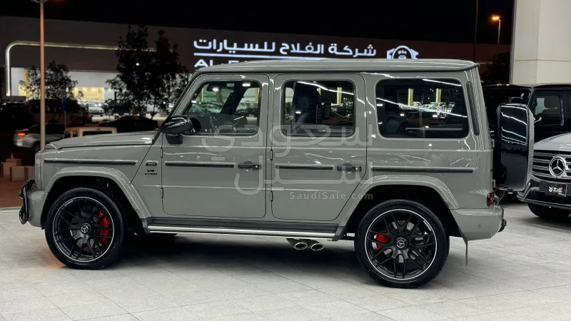 2022 مرسيدس - بنز جي 63 أي إم جي