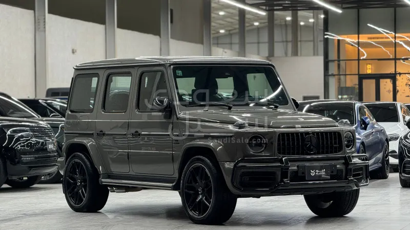 2022 مرسيدس - بنز جي 63 أي إم جي