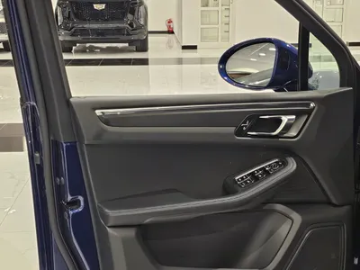 2025 بورش ماكان