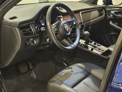 2025 بورش ماكان