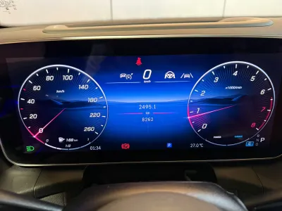 2025 مرسيدس - بنز جي إل سي 300