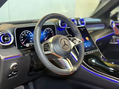 2025 مرسيدس - بنز جي إل سي 300