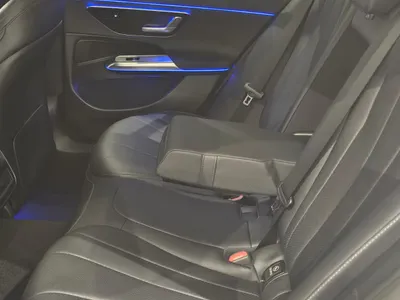 2025 مرسيدس - بنز إي 200