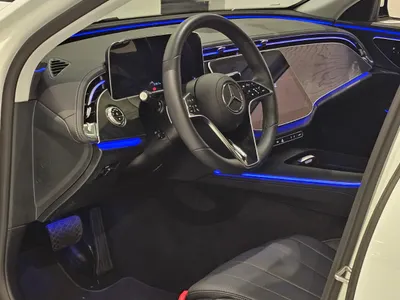 2025 مرسيدس - بنز إي 200