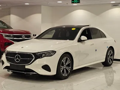 2025 مرسيدس - بنز إي 200