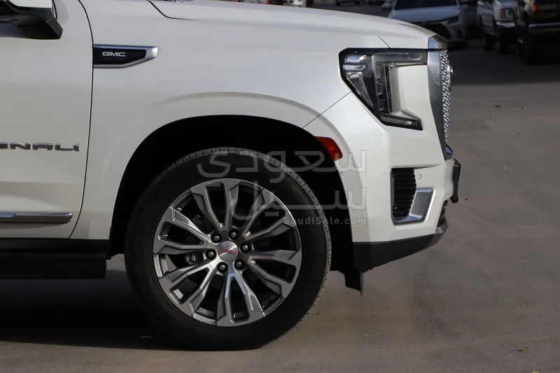 2021 جي ام سي يوكون دينالي