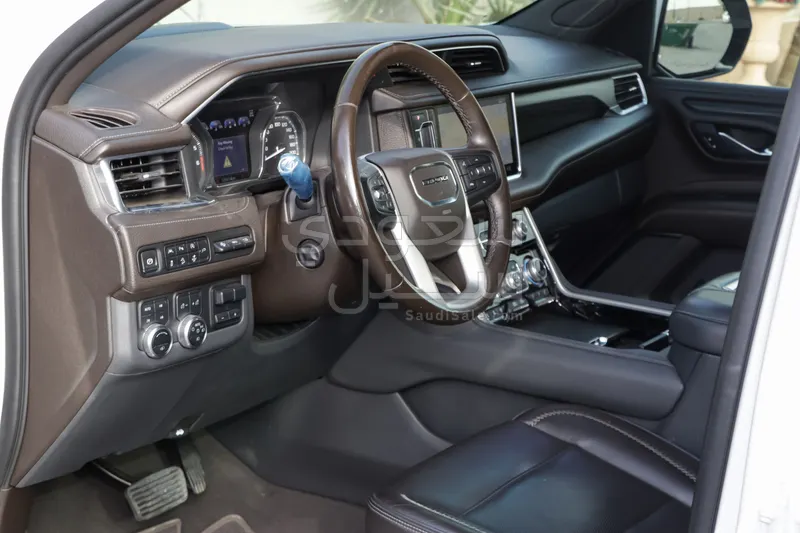 2021 جي ام سي يوكون دينالي