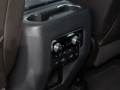 2021 جي ام سي يوكون دينالي