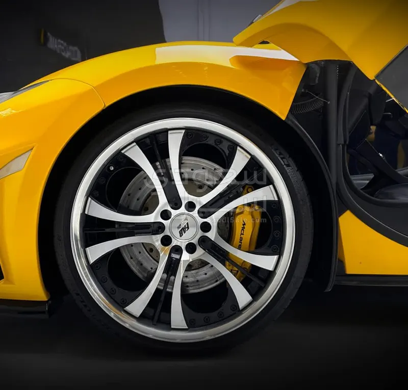 2013 مكلارين سي 12