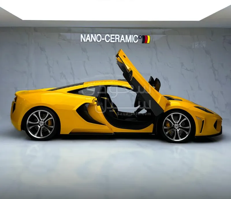 2013 مكلارين سي 12