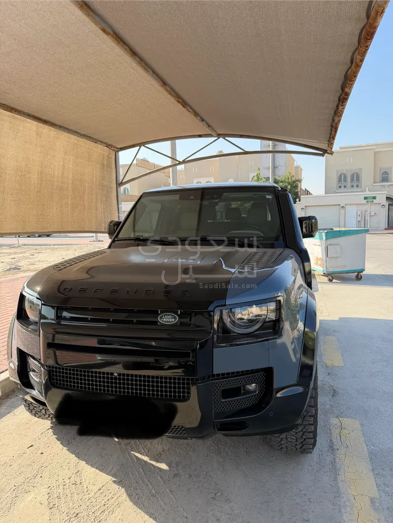 2021 لاند روفر ديفيندر 90