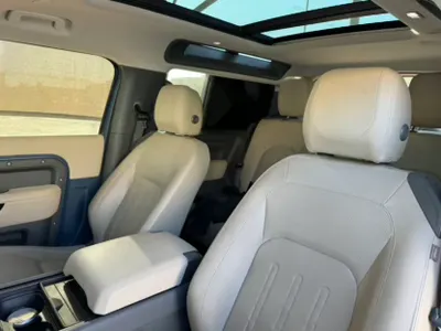 2021 لاند روفر ديفيندر 90