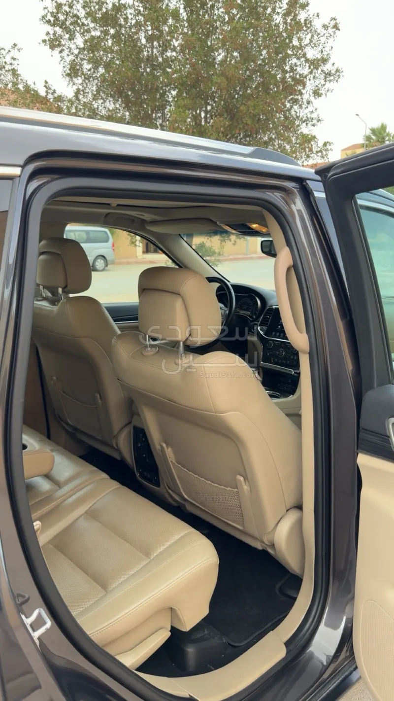 2021 جييب شيروكي ليمتد