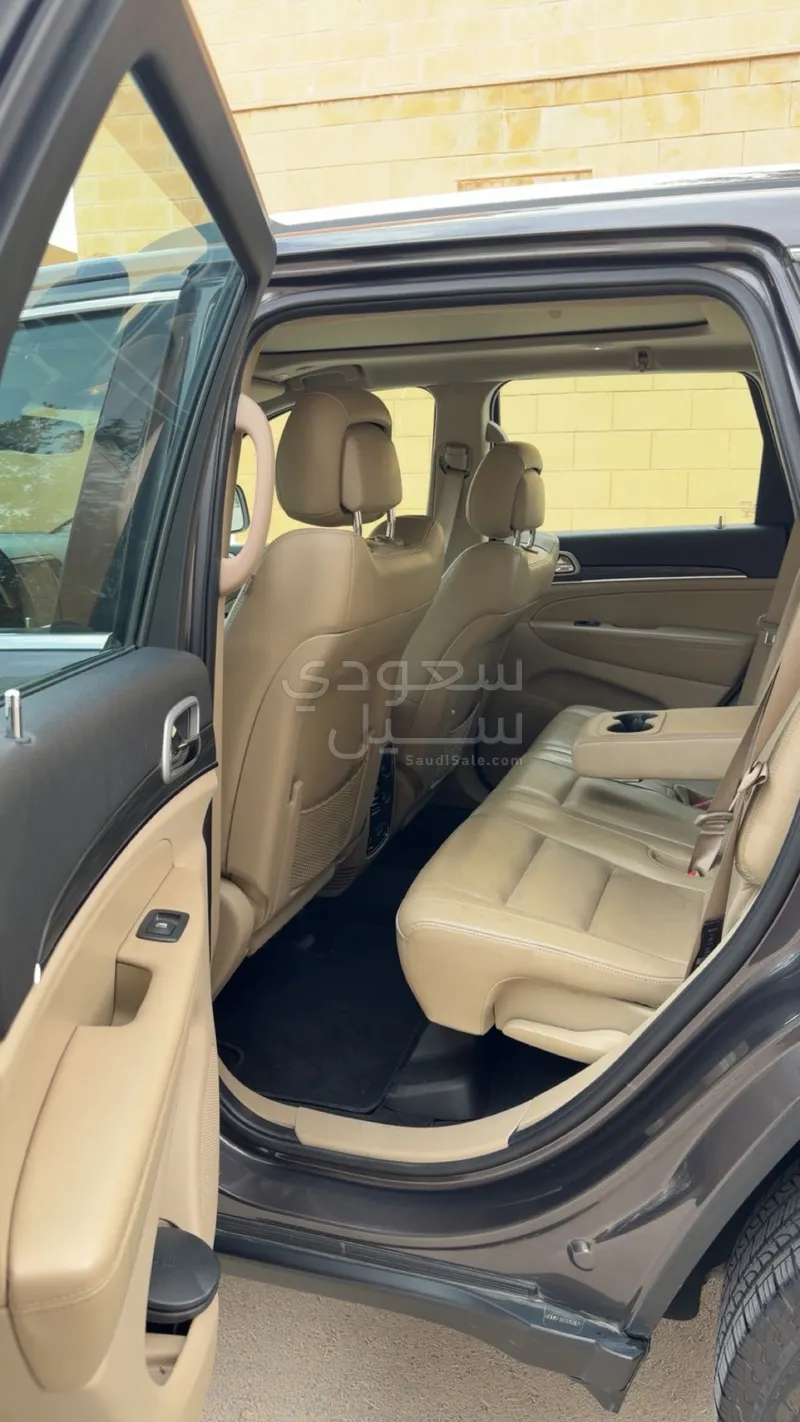 2021 جييب شيروكي ليمتد