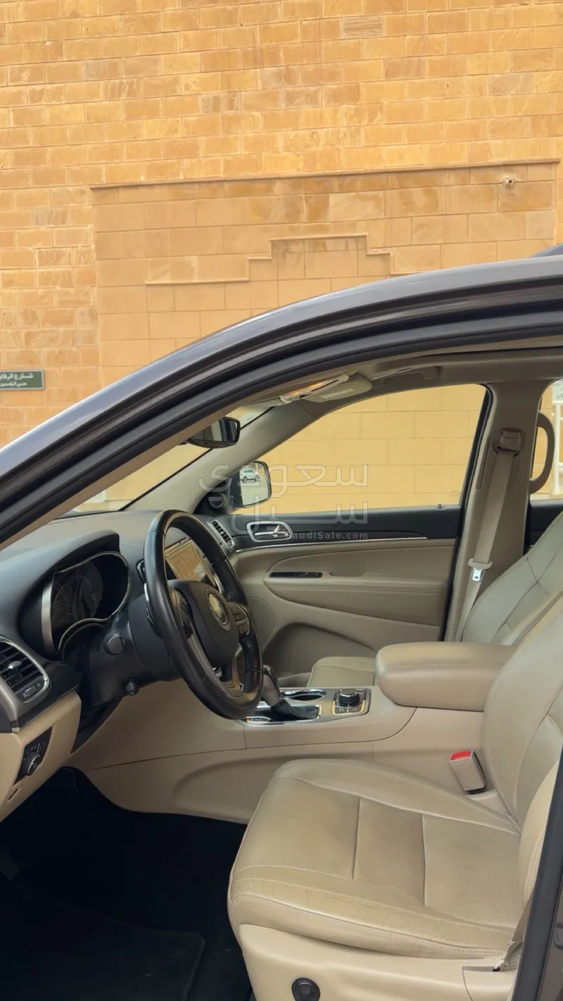 2021 جييب شيروكي ليمتد