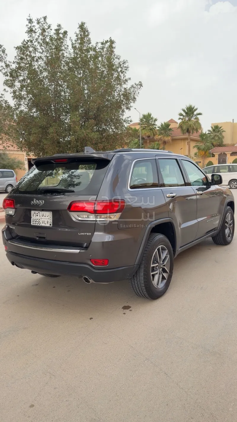 2021 جييب شيروكي ليمتد