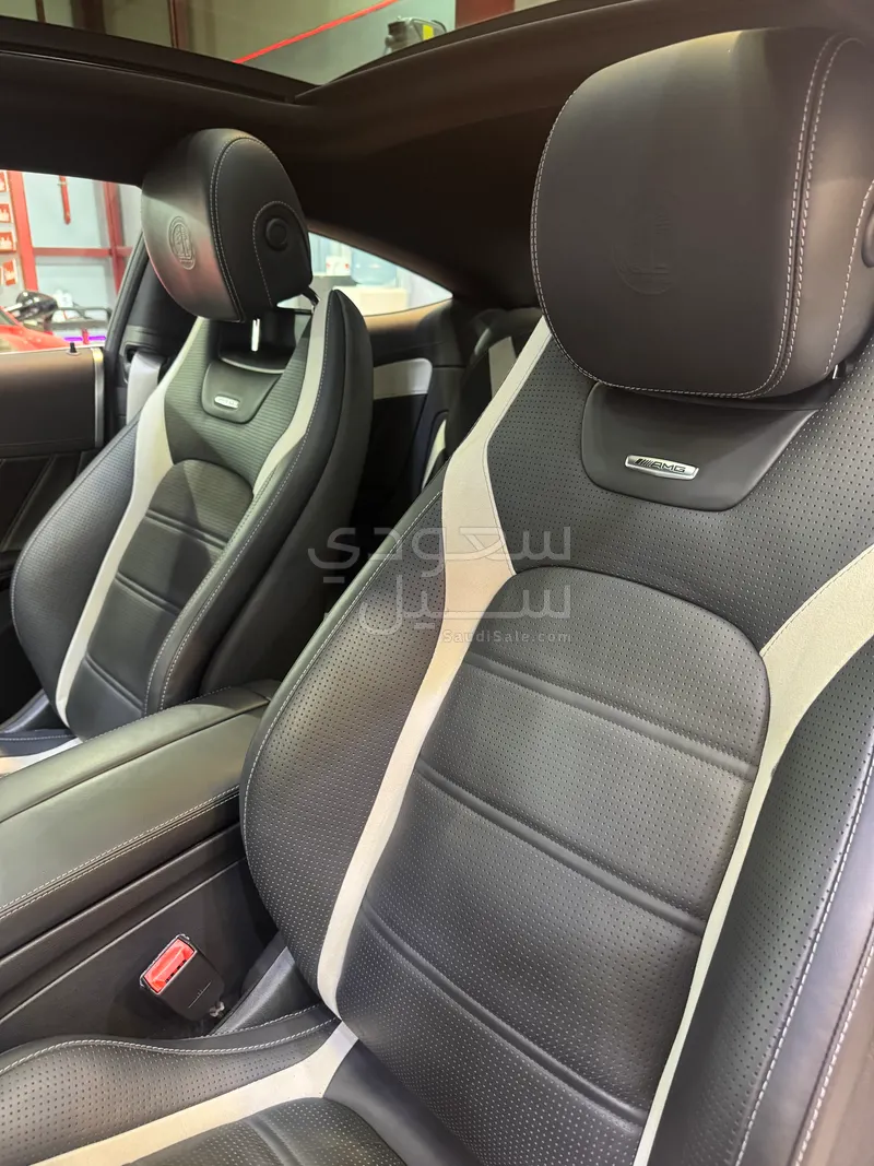 2017 مرسيدس - بنز سي 63إٍس أي إم جي