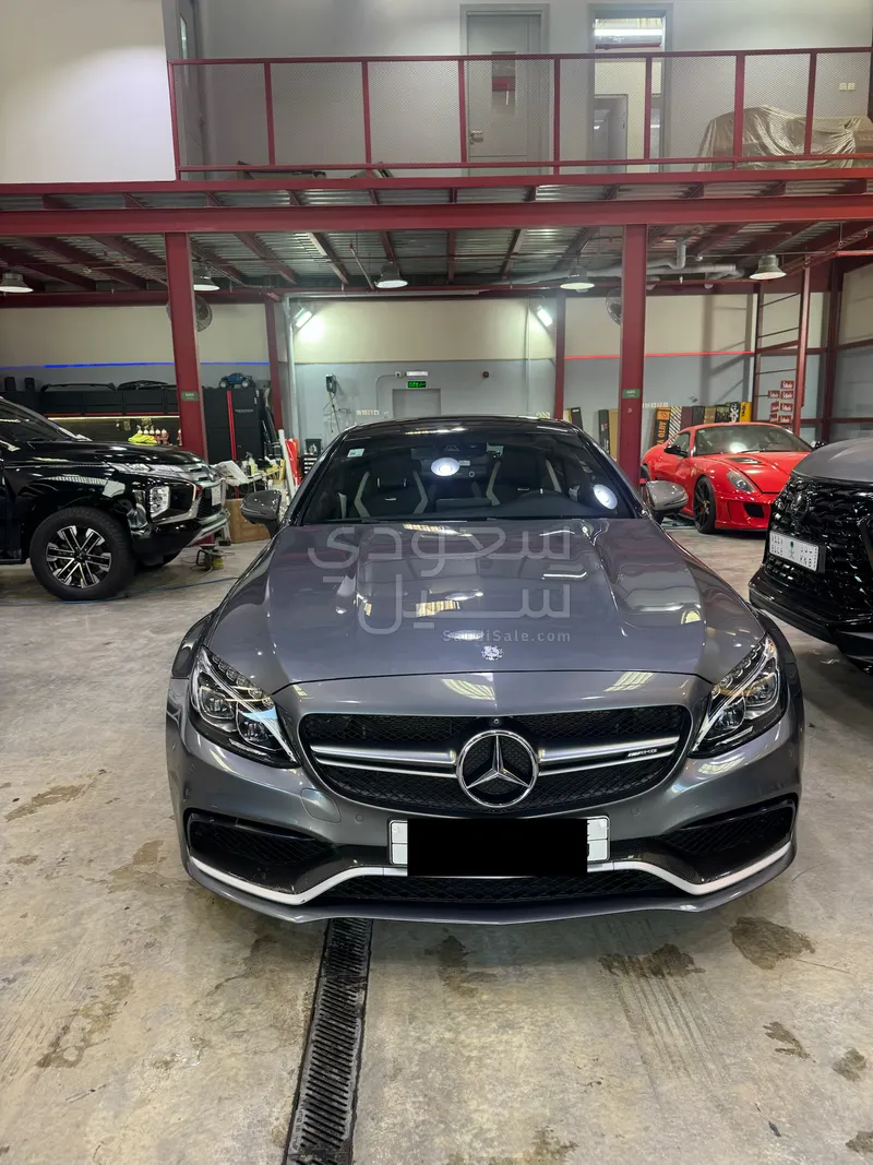 2017 مرسيدس - بنز سي 63إٍس أي إم جي