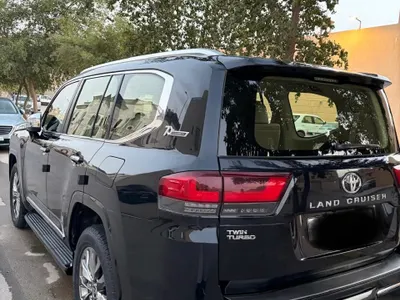2022 تويوتا لاند كروزر في اكس