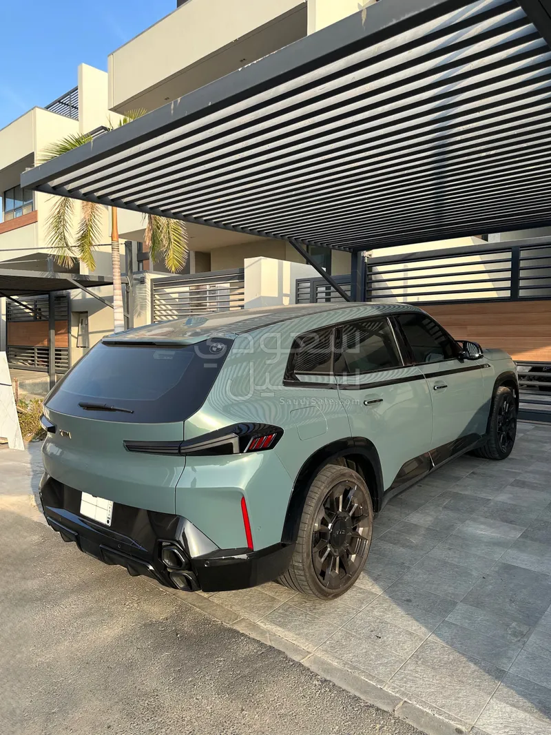 2023 بي ام دبليو اكس ام