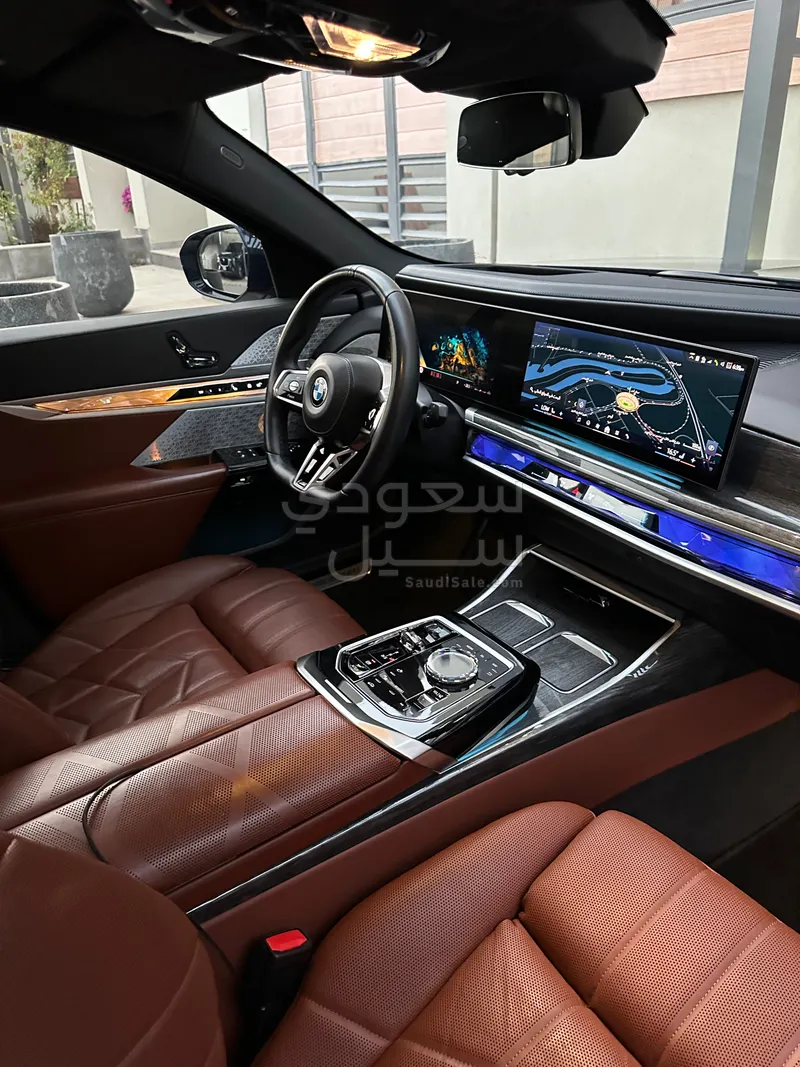 2023 بي ام دبليو الفئة السابعة 740 إل أي