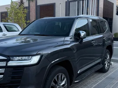 2023 تويوتا لاند كروزر في اكس