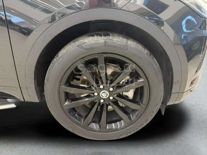 2024 جاكوار اي-بيس