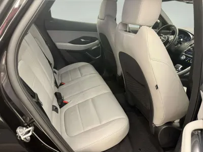 2024 جاكوار اي-بيس