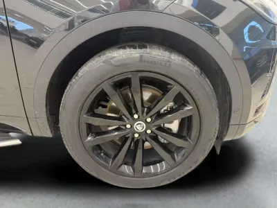 2024 جاكوار اي-بيس