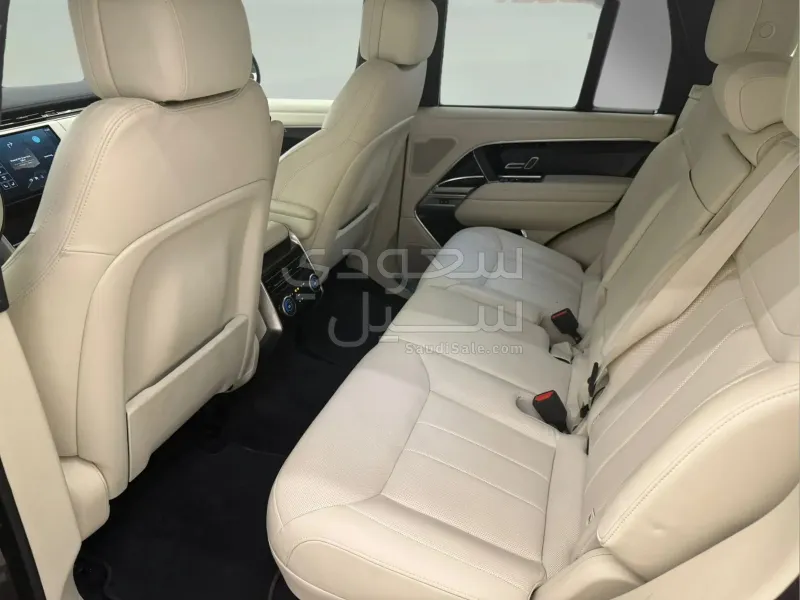 2025 لاند روفر رينج روفر اتش اس اي