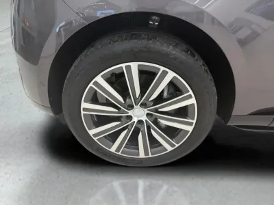 2025 لاند روفر رينج روفر اتش اس اي