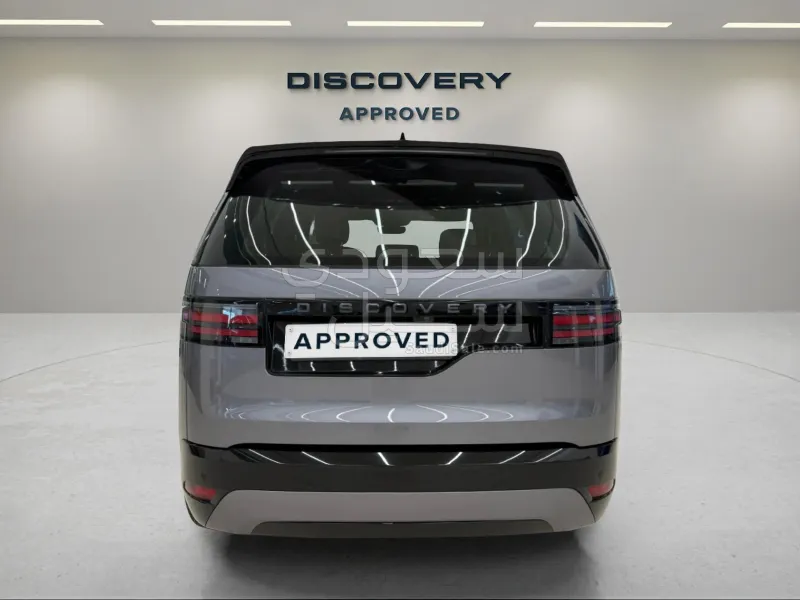 2025 لاند روفر ديسكفري