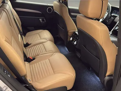 2025 لاند روفر ديسكفري