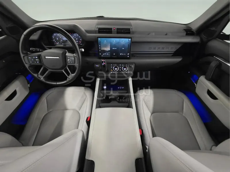 2025 لاند روفر ديفيندر 90