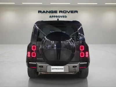 2025 لاند روفر ديفيندر 90