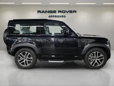 2025 لاند روفر ديفيندر 90