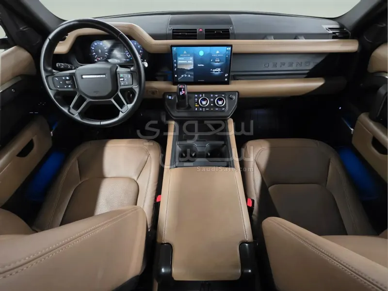 2025 لاند روفر ديفيندر اتش اس اي