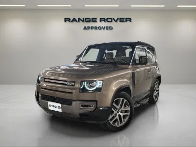 2025 لاند روفر ديفيندر اتش اس اي