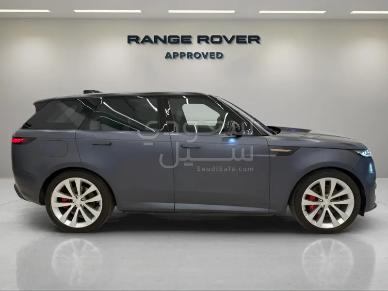 2023 لاند روفر رينج روفر سبورت فيرست اديشن