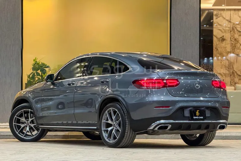 2021 مرسيدس - بنز جي إل سي 200