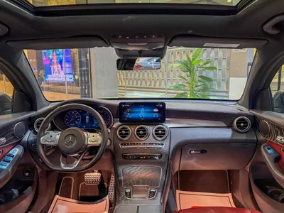 2021 مرسيدس - بنز جي إل سي 200