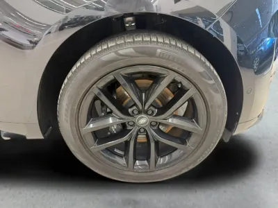 2023 لاند روفر رينج روفر سبورت اتش اس اي