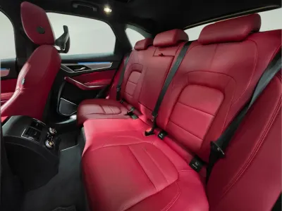 2024 جاكوار اف-بيس ار دايناميك